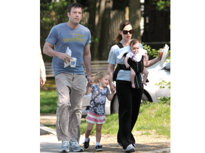 ben affleck is still in touch with jlo