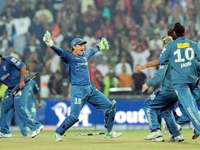 cricket deccan chargers owners agree sale