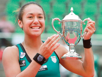 tennis watson wins first wta title