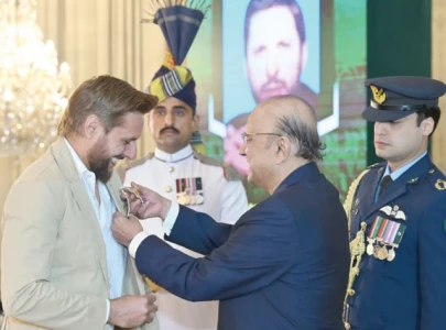 president confers civil awards on recipients