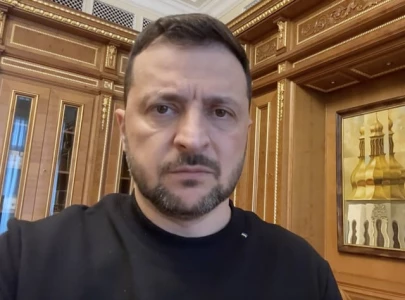 zelenskiy fearsrussia hypersonic missile strike zelenskiy fearsrussia hypersonic missile strike