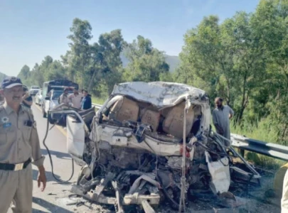swabi highway crash kills 17 swabi highway crash kills 17