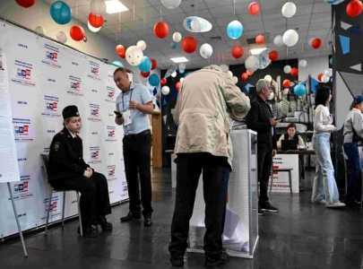 russians vote in parliamentary polls russians vote in parliamentary polls
