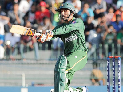 cricket razzaq apologises but punishment hovers