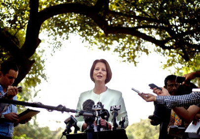 australian pm gillard in india for uranium talks