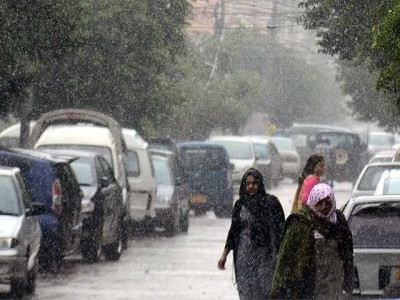 first winter rain intensifies cold weather in karachi
