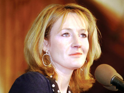 rowling pokes fun at fifty shades of grey rowling pokes fun at fifty shades of grey