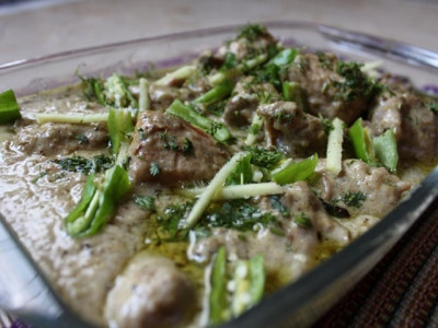 this food street inspired white chicken karhai will leave those desi taste buds drooling for more