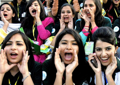 anthem singing youth set new world record