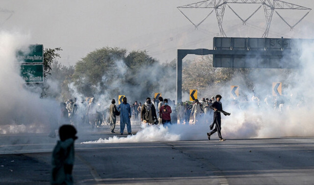 security sources dispute hospital reports of pti protester deaths security sources dispute hospital reports of pti protester deaths