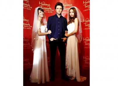 pattinson s wax statue unveiled