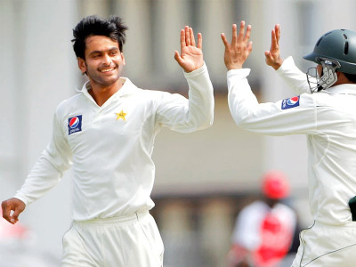 president s trophy hafeez shines with the ball