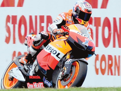 motogp stoner lays down marker in australia