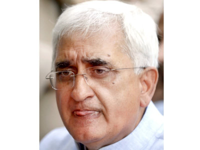 india s first muslim fm in 16 years