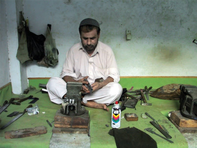 the way of the gun the legendary gunsmiths of darra adam khel the way of the gun the legendary gunsmiths of darra adam khel