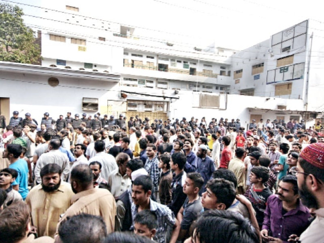 blasphemy allegations protesters vandalise school over offensive notes blasphemy allegations protesters vandalise school over offensive notes