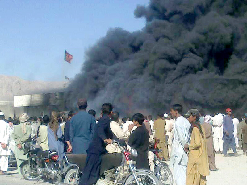 khuzdar tragedy 18 burnt alive as gun attack triggers blaze