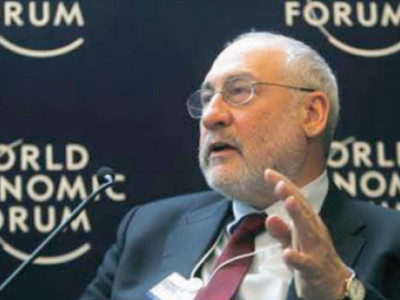 rising inequality choosing between focus on growth or focus on poverty