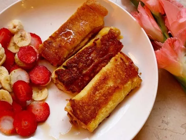 starting off with the most basic recipe ever to kick start the sweet tooth high french toast roll ups photo arhama siddiqa starting off with the most basic recipe ever to kick start the sweet tooth high french toast roll ups photo arhama siddiqa