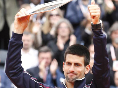 federer hails djokovic as real number one