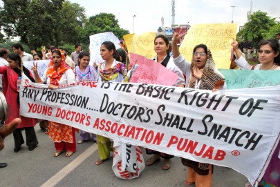 lhc stops yda from staging sit in lhc stops yda from staging sit in