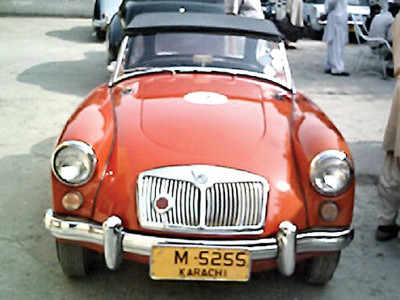 vintage collection classic car rally leaves for lahore vintage collection classic car rally leaves for lahore