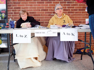 let the polls begin vote grumbles in storm hit state let the polls begin vote grumbles in storm hit state