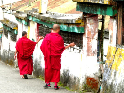 four tibetans set selves alight in china exile government