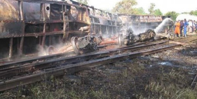 25 dead dozens hurt in myanmar train fire government