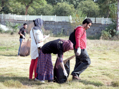 south asian youth conference hoping to inspire by example delegates launch clean up drive