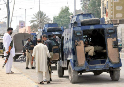 karachi violence 10 killed in firing across city