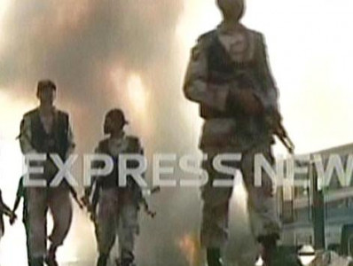 shia mourners rally participants clash near karachi super highway shia mourners rally participants clash near karachi super highway