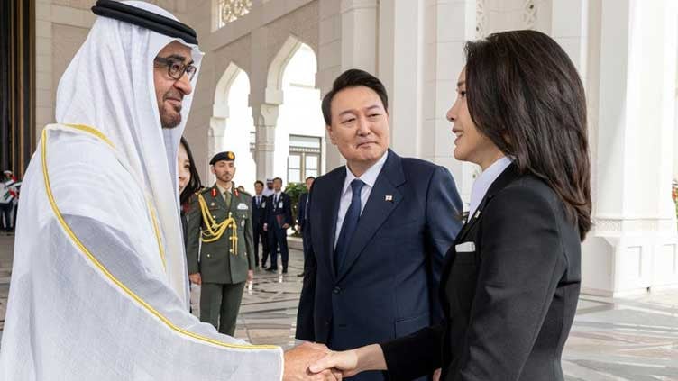 uae pledges to invest 30 billion in south korea president s office says photo reuters