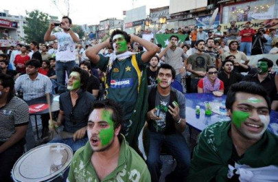 no relaxations pakistani cricket fans need indian sponsor for visa