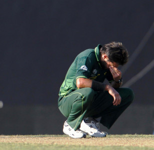 pakistan bars afridi ajmal and akmal from australian league