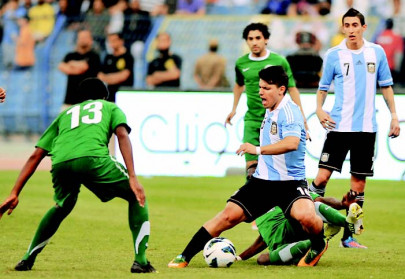football saudis hold argentina in friendly