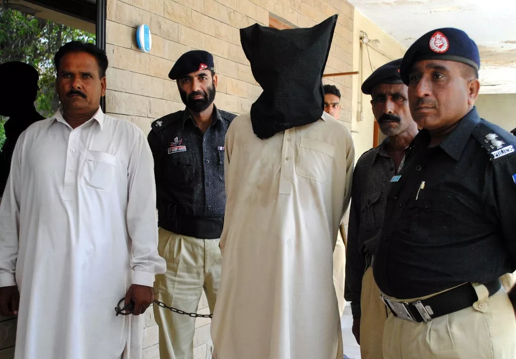 police arrest 2 tehreek e taliban pakistan mehsud group members police arrest 2 tehreek e taliban pakistan mehsud group members