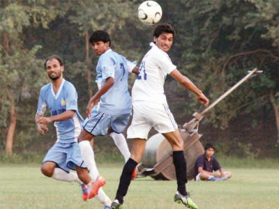 score three goals win the league paf coach