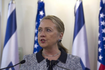 gaza shakes israelis killed as clinton seeks truce