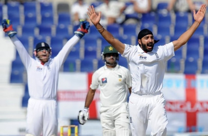 cricket monty keeps hosts india in check