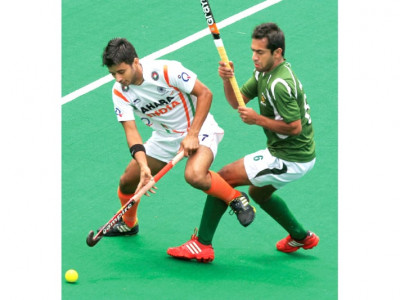 pakistan trounced 5 2 by india