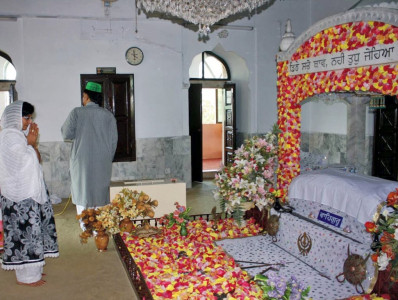 three day celebrations of baba guru nanak start in nankana sahib three day celebrations of baba guru nanak start in nankana sahib