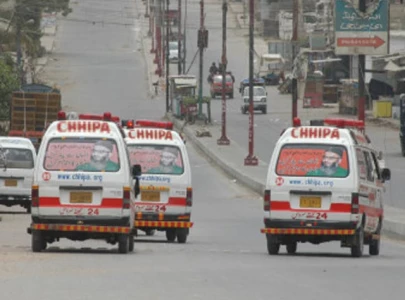 10 found dead as karachi sizzles