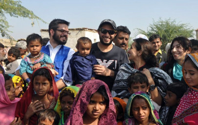shahid afridi champions flood victims shahid afridi champions flood victims