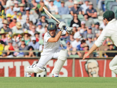 3rd test faf rescues south africa yet again