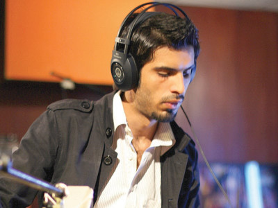 rabab guitar and a new pashto song rabab guitar and a new pashto song