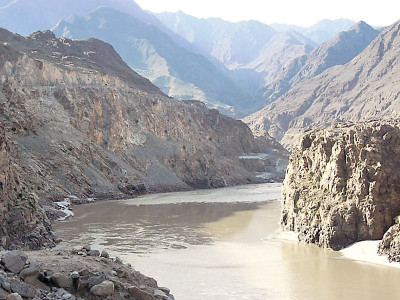 back to negotiations pakistani us officials to discuss energy projects