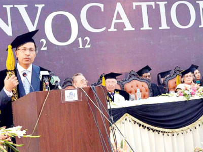graduation ceremony 23 graduates awarded gold medals at bnu