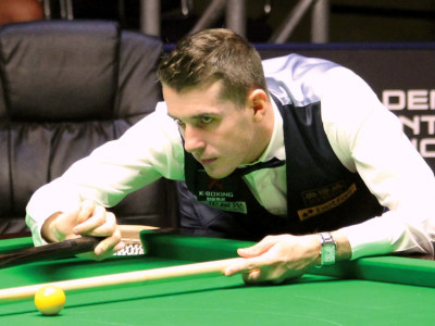 snooker top ranked selby clinches uk title