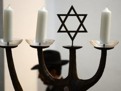 jews warned not to wear religious symbols in copenhagen